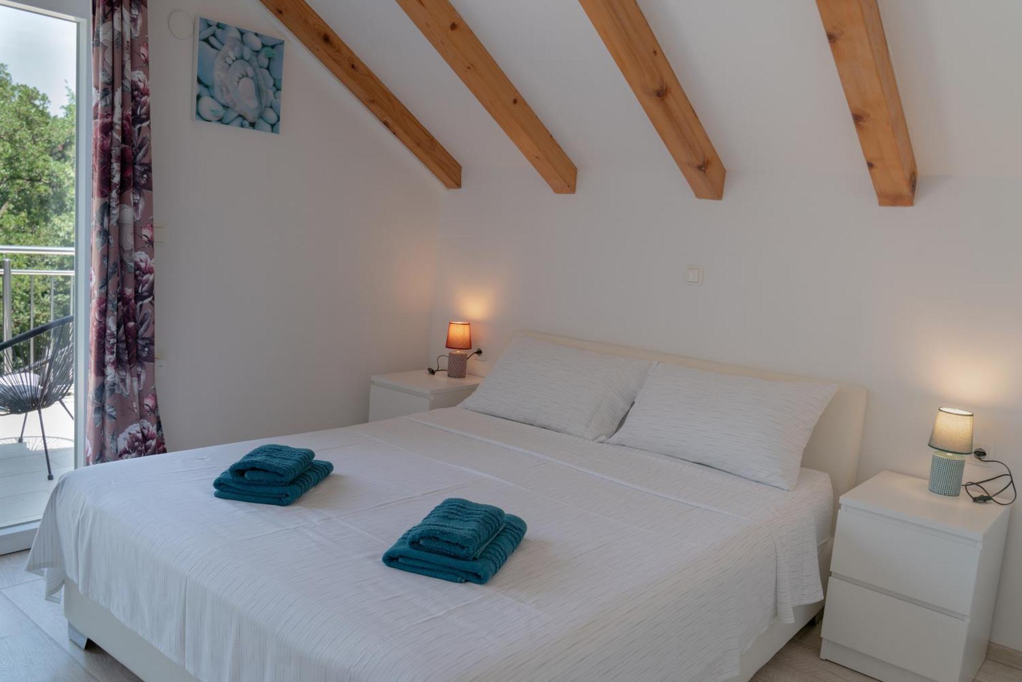 Apartments Srdanovic Omiš Buitenkant foto