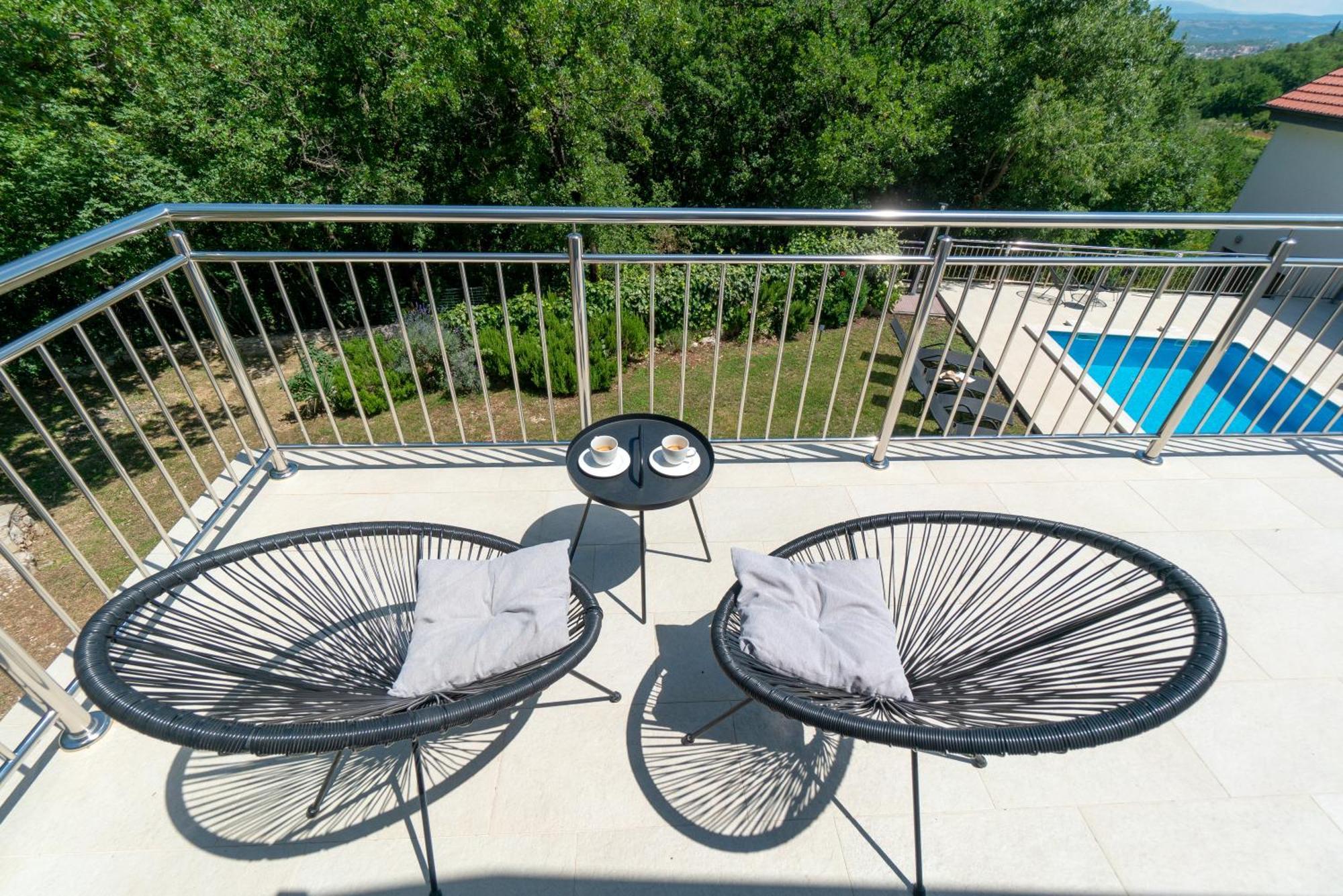 Apartments Srdanovic Omiš Buitenkant foto